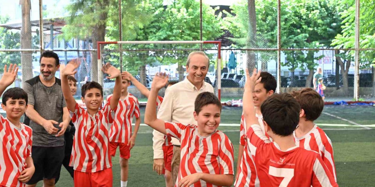 Başkan Kocagöz’den Başköy’e Modern Spor Tesisi