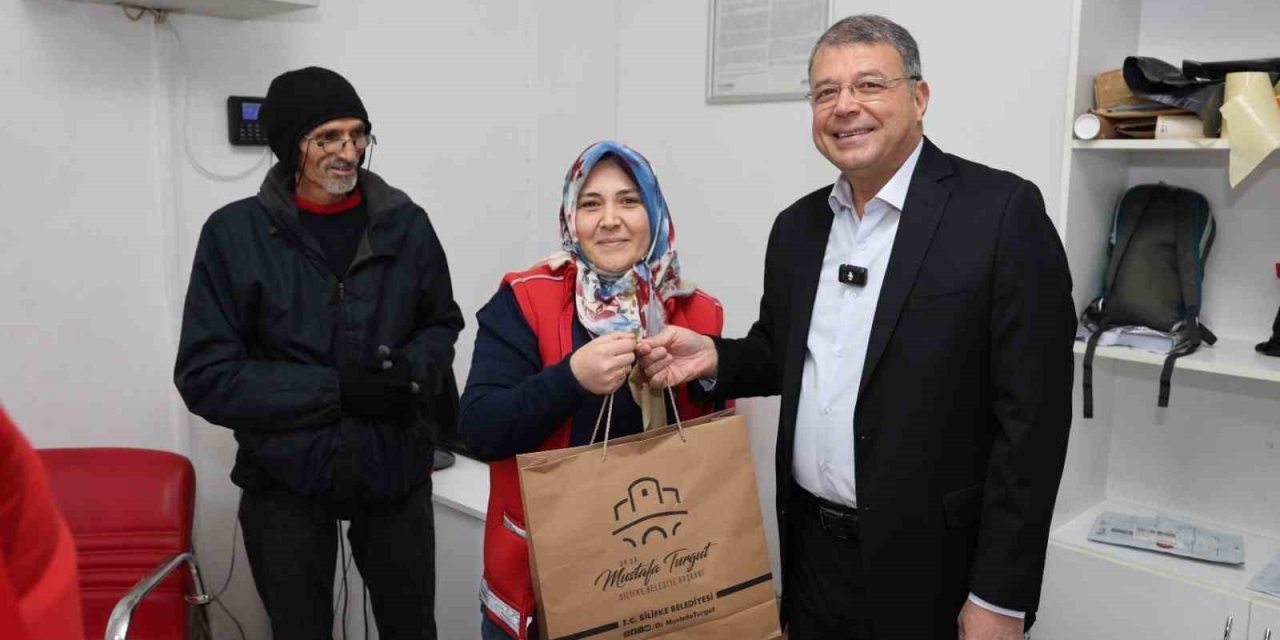 Başkan Turgut; “yeni Yıla Umutla Bakmalıyız”