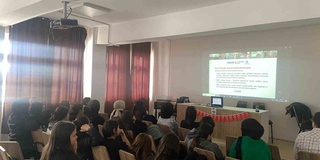 Enerjimiz Eşit Meslek Liseleri Projesi’nin Kapanış Toplantısı Yapıldı