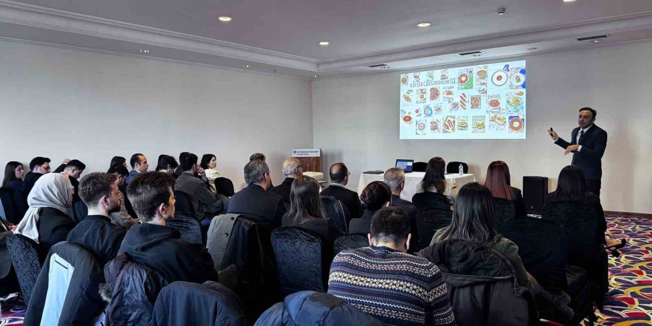 Büyükşehir, Otellerin Personeline Turizm Tanıtım Programı Düzenledi