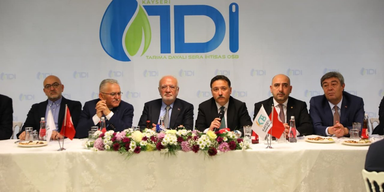 Kayseri’ye 5 Milyar Liralık Yatırımla Tarıma Dayalı Sera İhtisas Organize Sanayi Bölgesi Kuruluyor