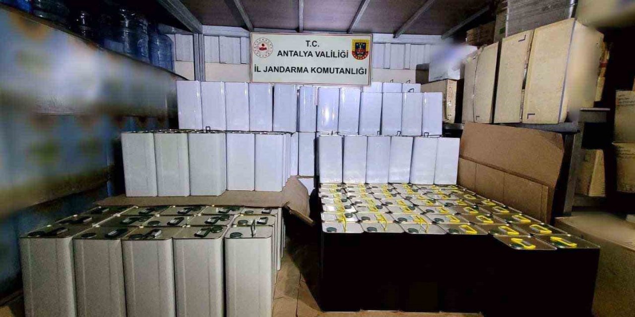 Antalya’da 2 Bin Litre Sahte Zeytinyağı Ele Geçirildi