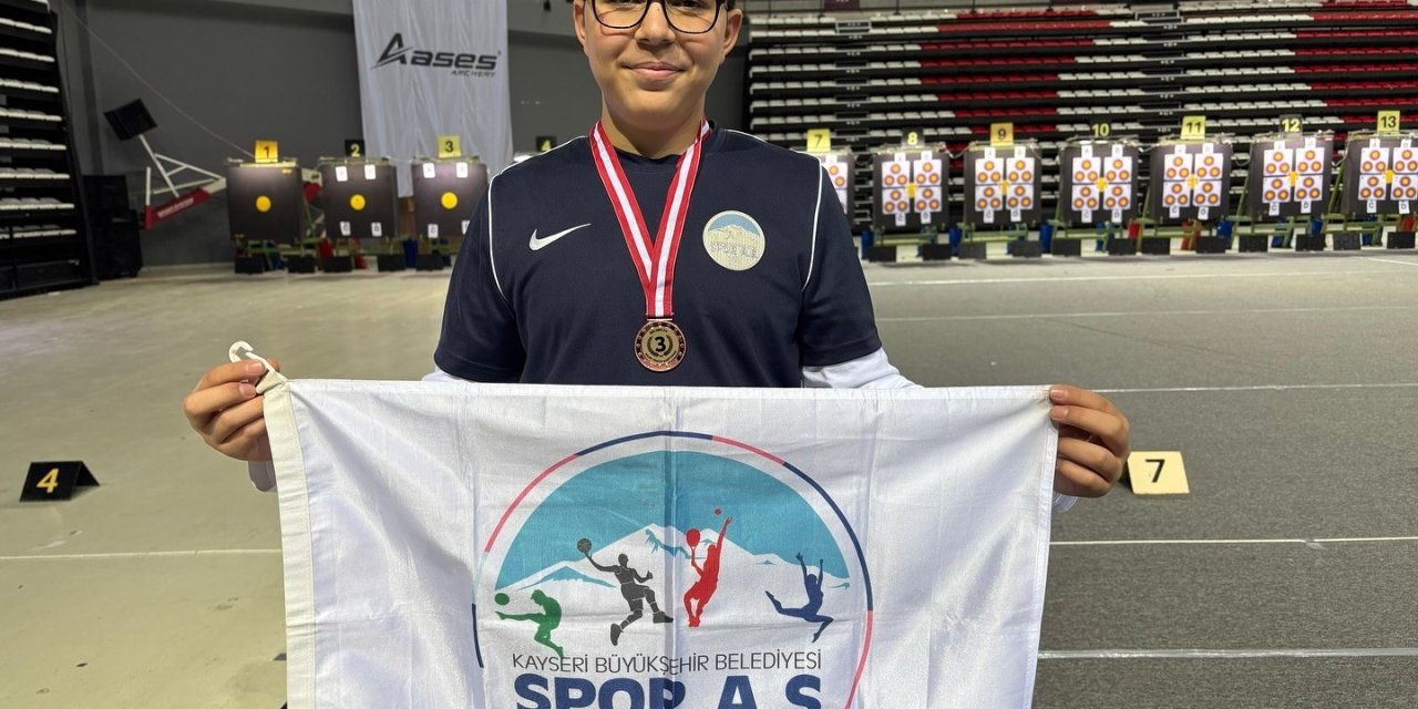 Kayserili Okçu Türkiye Üçüncüsü Oldu