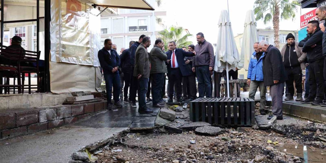 Manavgat Belediyesi Selden Etkilenen Vatandaşları Yalnız Bırakmadı