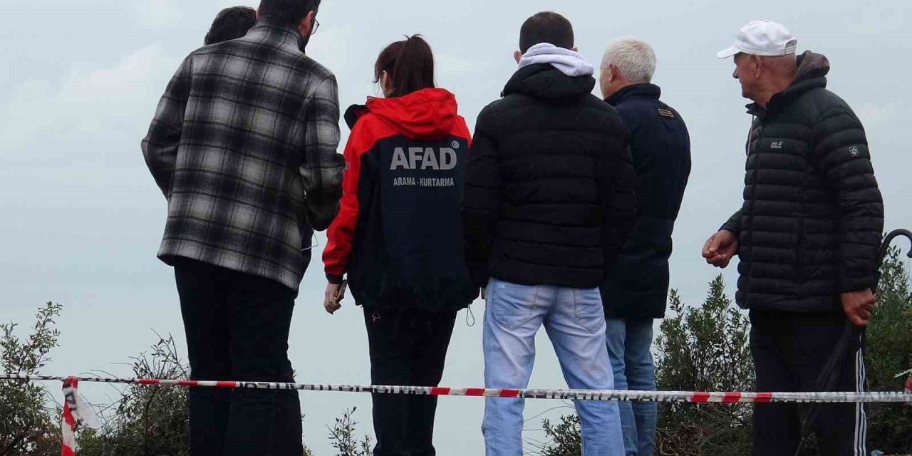 Endişeli Ailenin 30 Metrelik Falezlerde Umut Nöbeti Sürüyor