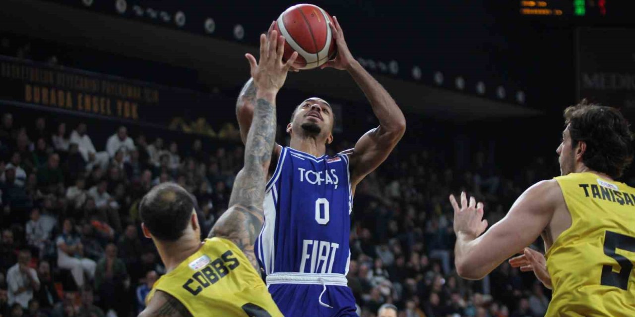 Türkiye Basketbol Süper Ligi: Mersin Spor Kulübü: 79 - Tofaş: 58