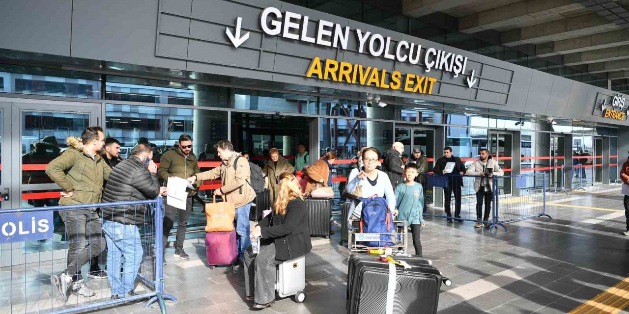 Erciyes Kayak Merkezi’ne 189 Polonyalı Turist Geldi