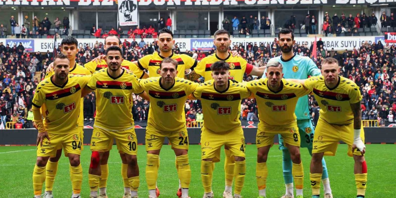 Eskişehirspor, Evinde Gol Oldu Yağdı: 6-0