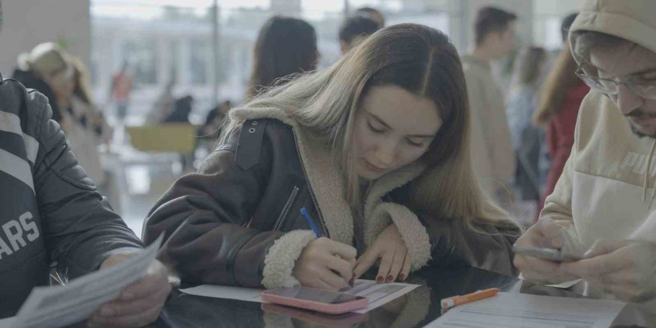 Kepez, İş Arayanları Cw Enerji İle Buluşturdu