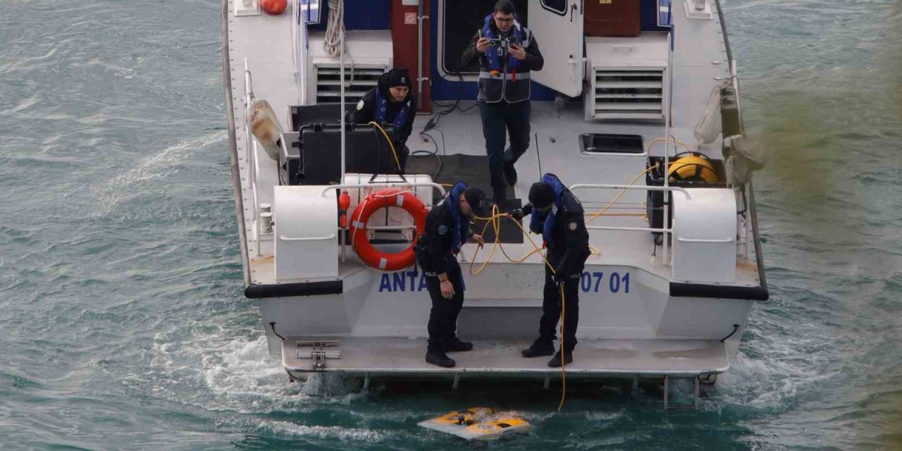 Kayıp Genci Arama Çalışmasında Su Altı Görüntüleme Robotu Devrede