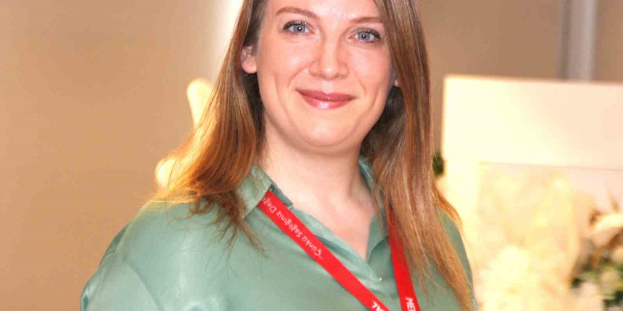 Uzmanların Yılbaşı Önerisi: Zengin Proteinli Yemekler Ve Soft İçecekler