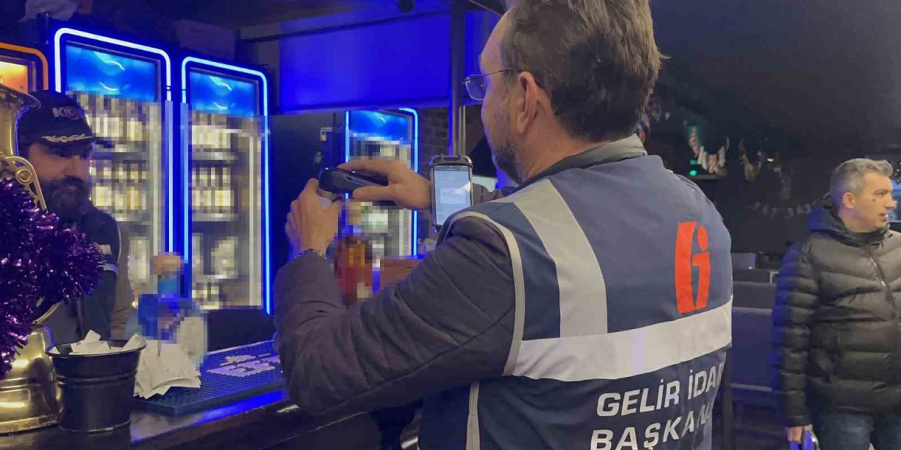 Eskişehir’de Polis Ekipleri Yılbaşı Öncesi Sahte Alkol Denetimi Yaptı