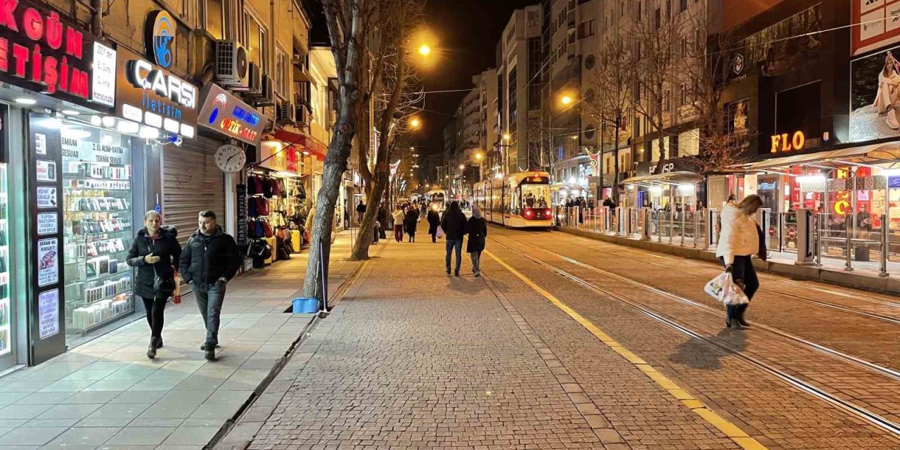 Yılbaşı Öncesi Kent Merkezinde Beklenen Yoğunluk Oluşmadı