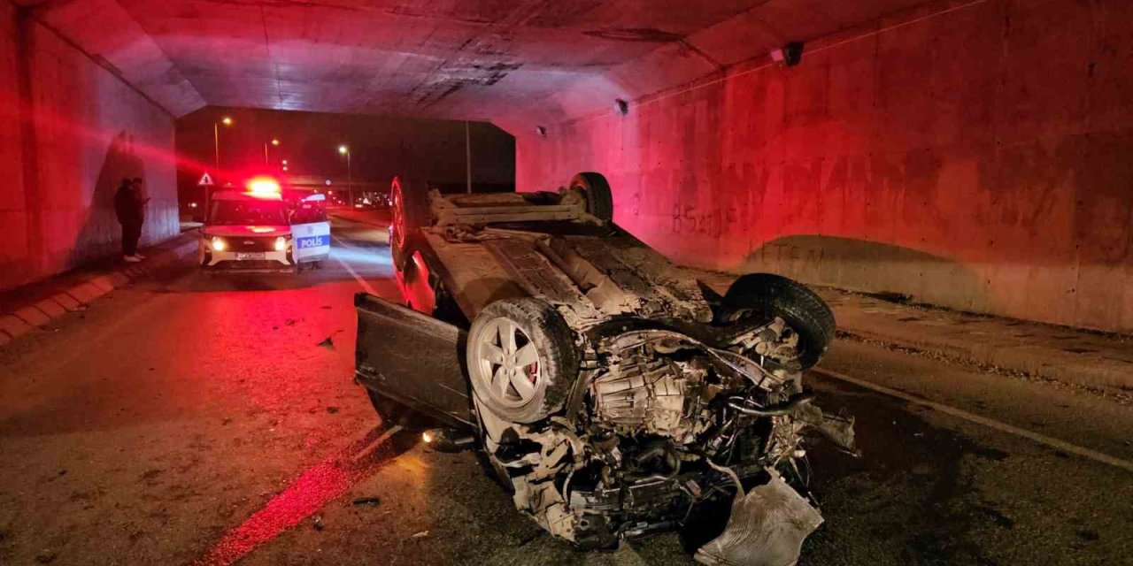 Otomobil Takla Attı: 4 Yaralı