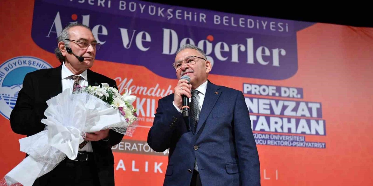 Başkan Büyükkılıç, Aile Ve Değerler Konferansı’na Katıldı