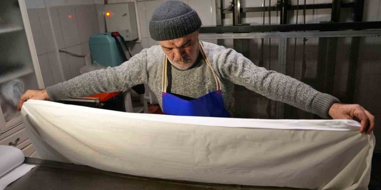 Garsonluk Ve Ambulans Şoförlüğünden Uluslararası Gassallığa