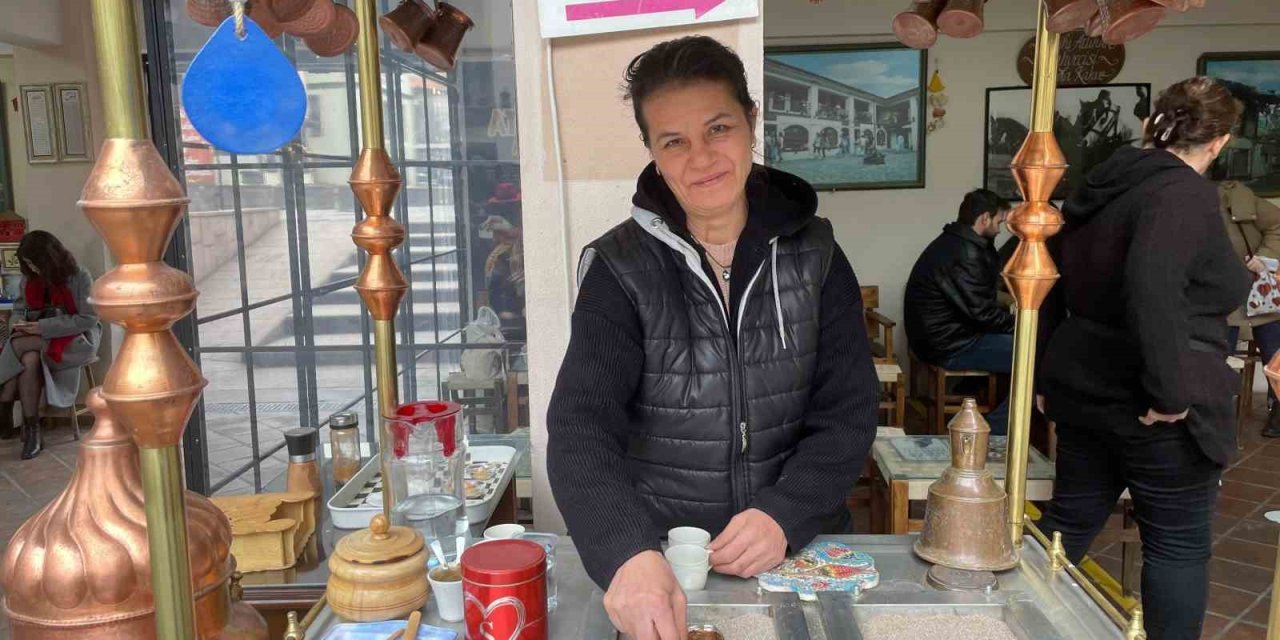 Havaların Soğumasıyla Birlikte Kumda Kahveye İlgi Arttı