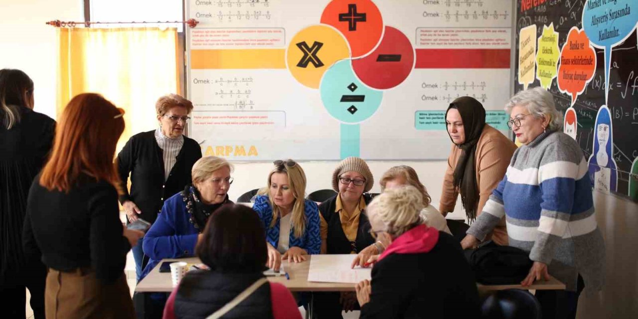 Kepez’den Kadınlara Güvenli İnternet Eğitimi