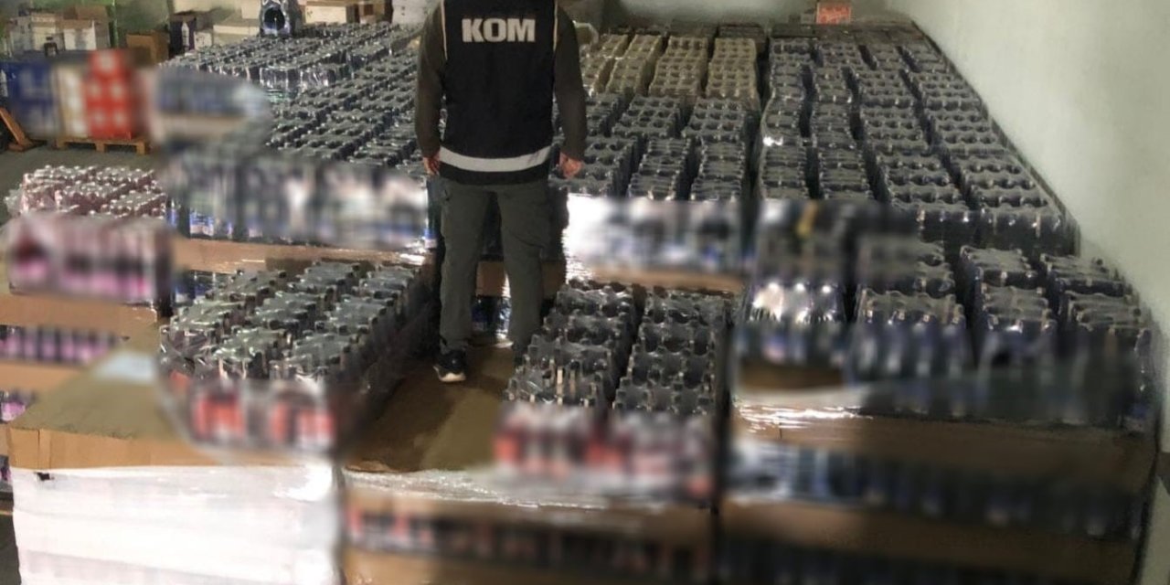 Antalya’da 26 Bin Şişe Kaçak İçki Ele Geçirildi