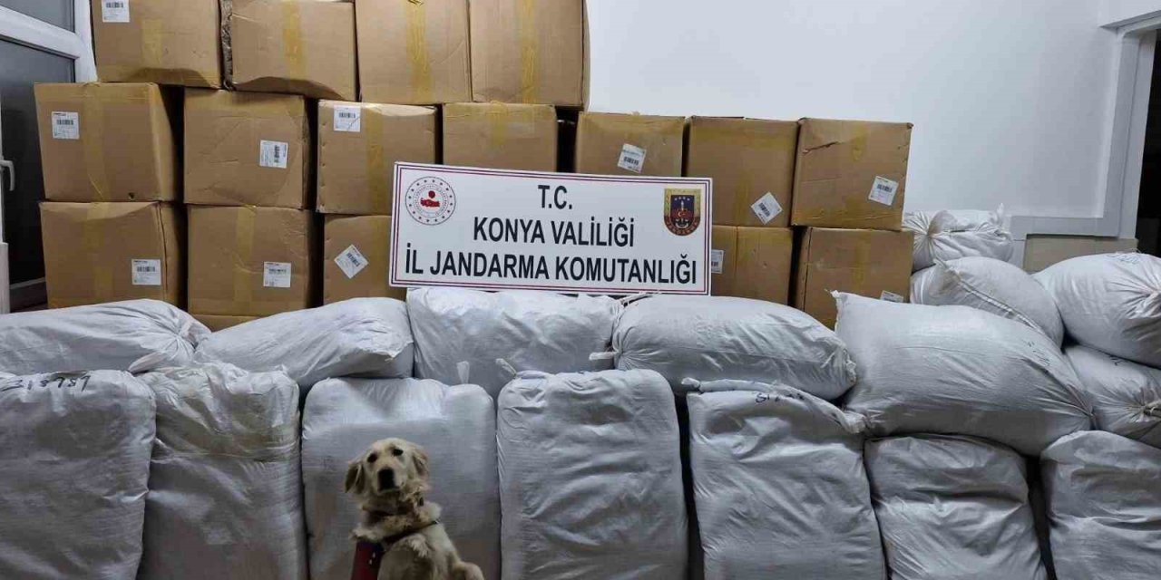 Konya’da Durdurulan Tırda Bin 822 Kilogram Kaçak Tütün Ele Geçirildi