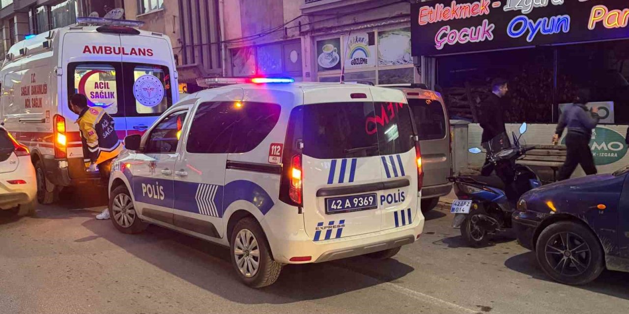 Tartıştığı Kocasının Elinde Bıçağı Görünce İkinci Kattan Atladı