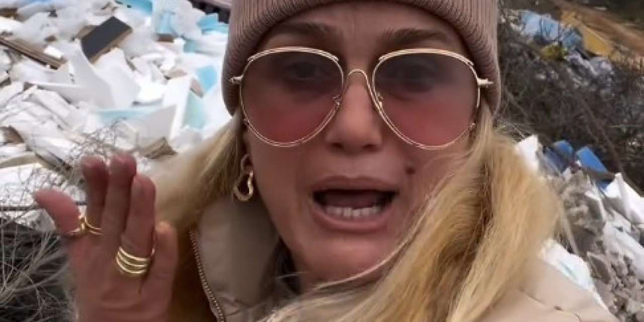 Çöp Yığınını Gören Ünlü Manken Çılgına Döndü: "bu Vatana İhanetten Başka Hiçbir Şey Değil"