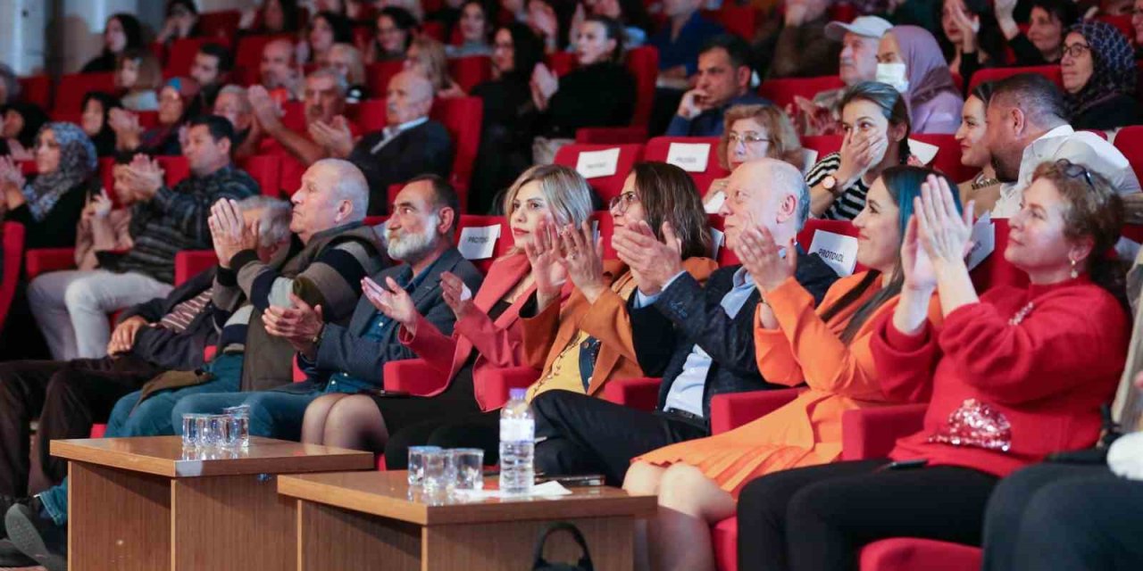 Kepez’den Türkülerle, Şarkılarla Yeni Yıl Konseri