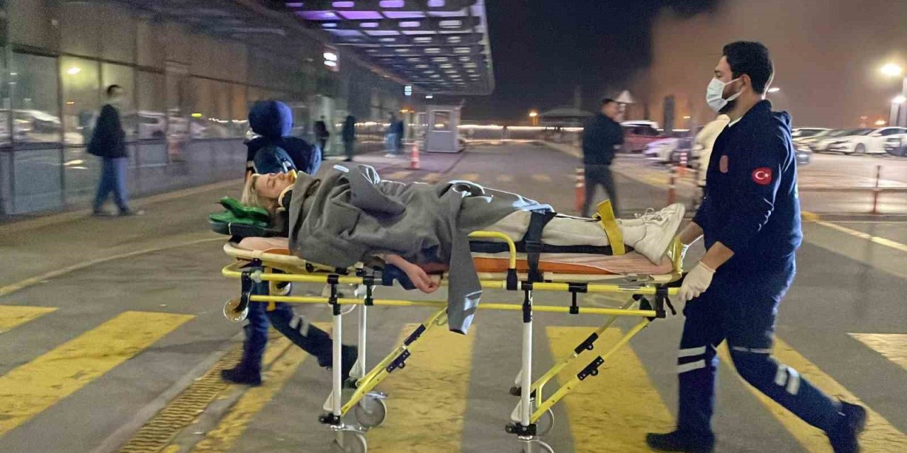 Kaldırımdan 10 Metre Aşağıdaki Toprak Zemine Düşen Kadın Yaralandı