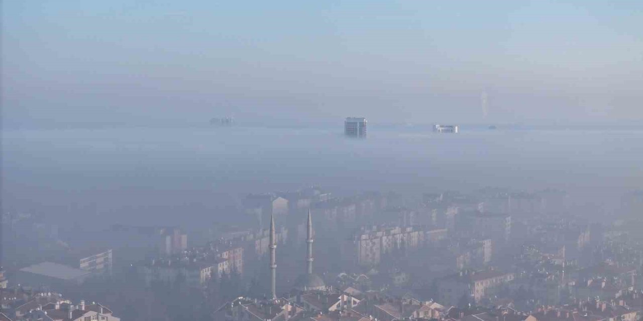 Konya’da Sis Etkisini Sürdürüyor