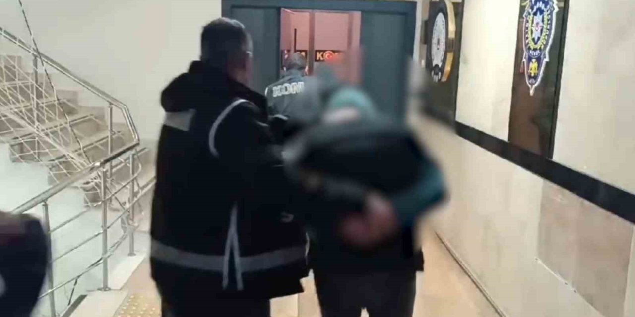 Kayseri’de 1 Milyon 800 Bin Boş Makaron Ele Geçirildi