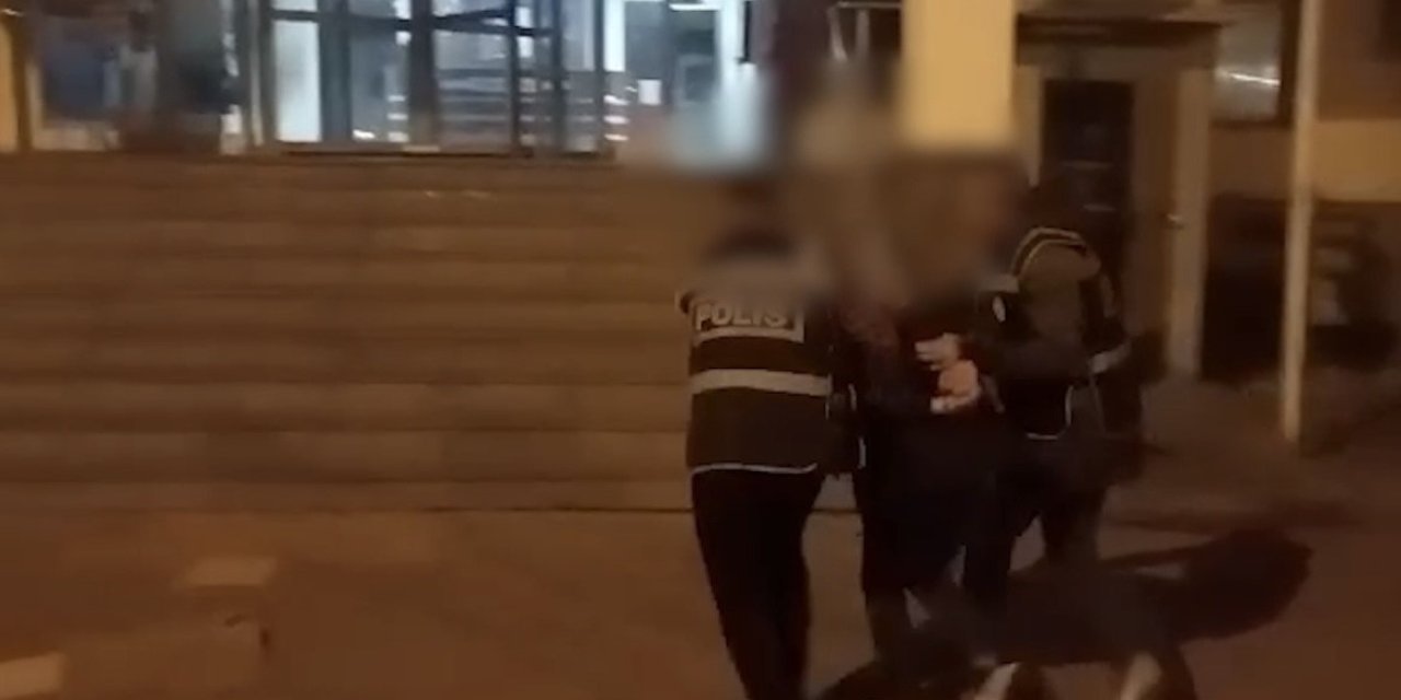 Silahlı Yağma Suçundan Aranan Firari, Polise Yakalandı