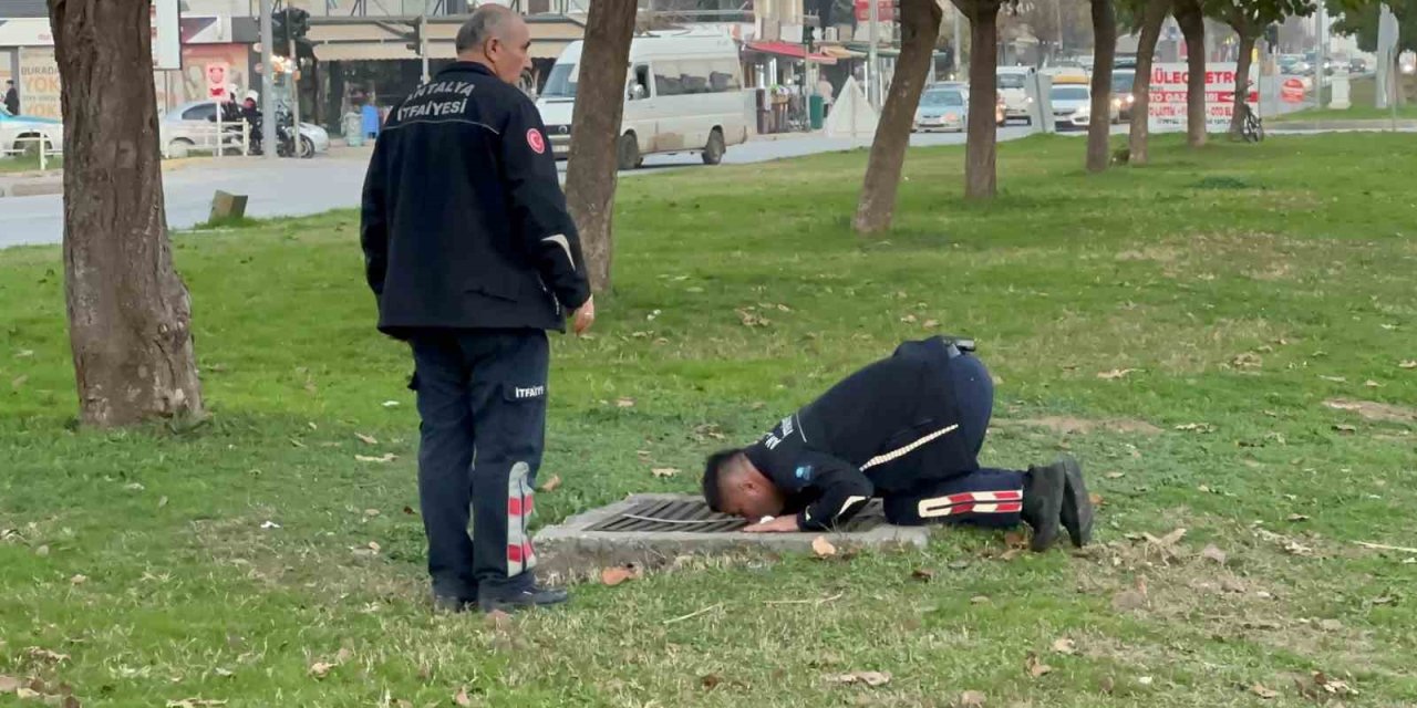 ‘kanalizasyonda Çocuk Var’ İhbarı Polis, İtfaiye Ve Sağlık Ekiplerini Alarma Geçirdi