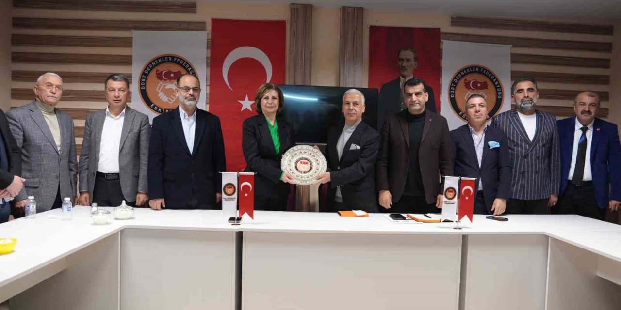 Başkan Ünlüce, Eskişehir Dost Dernekler Federasyonu’nu Ziyaret Etti