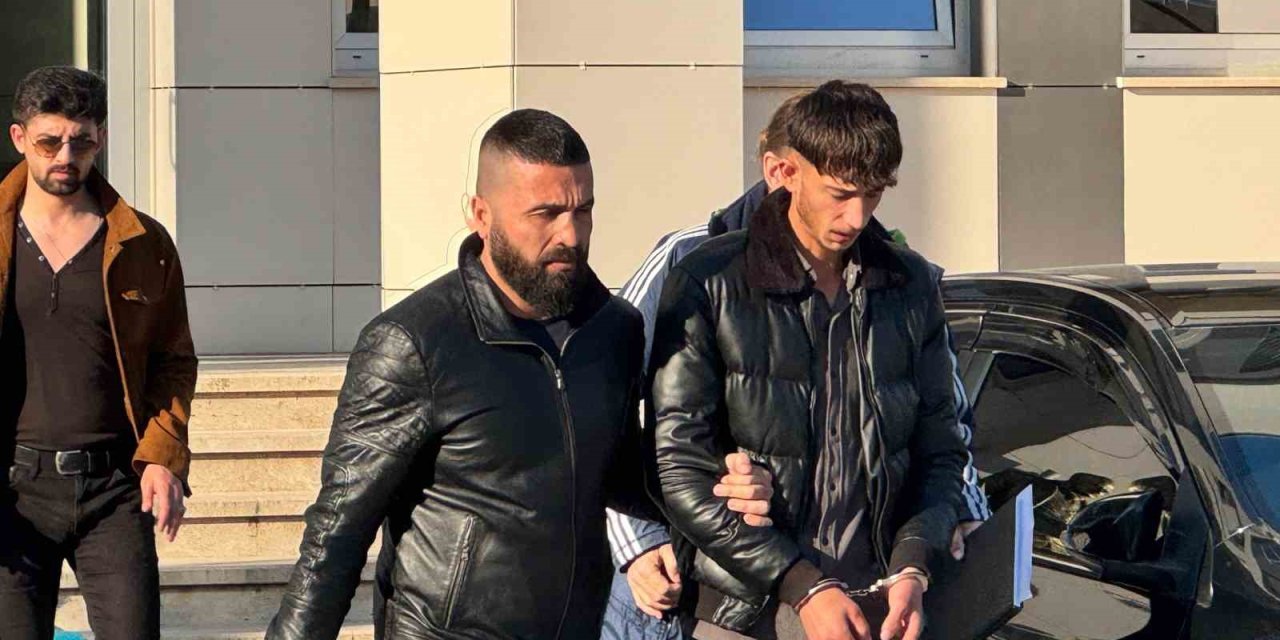 2 Kilogram Metamfetamile Yakalanan Zehir Tacirleri Tutuklandı