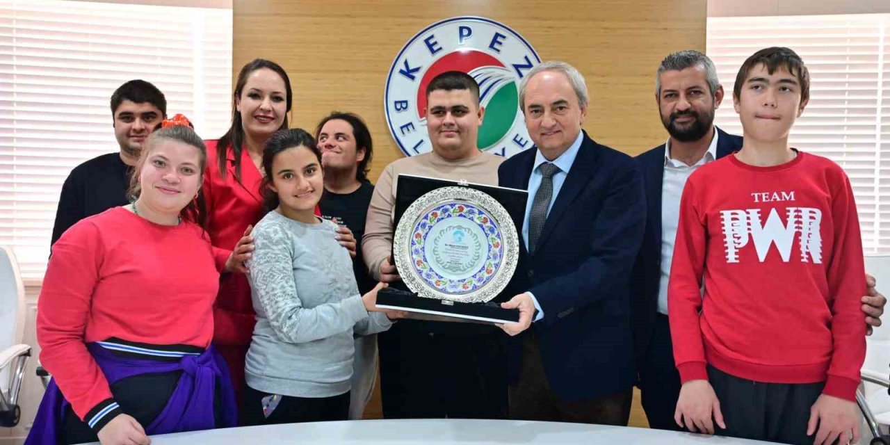 Kocagöz’den Özel Çocuklara: “her Zaman Emrinizdeyim”