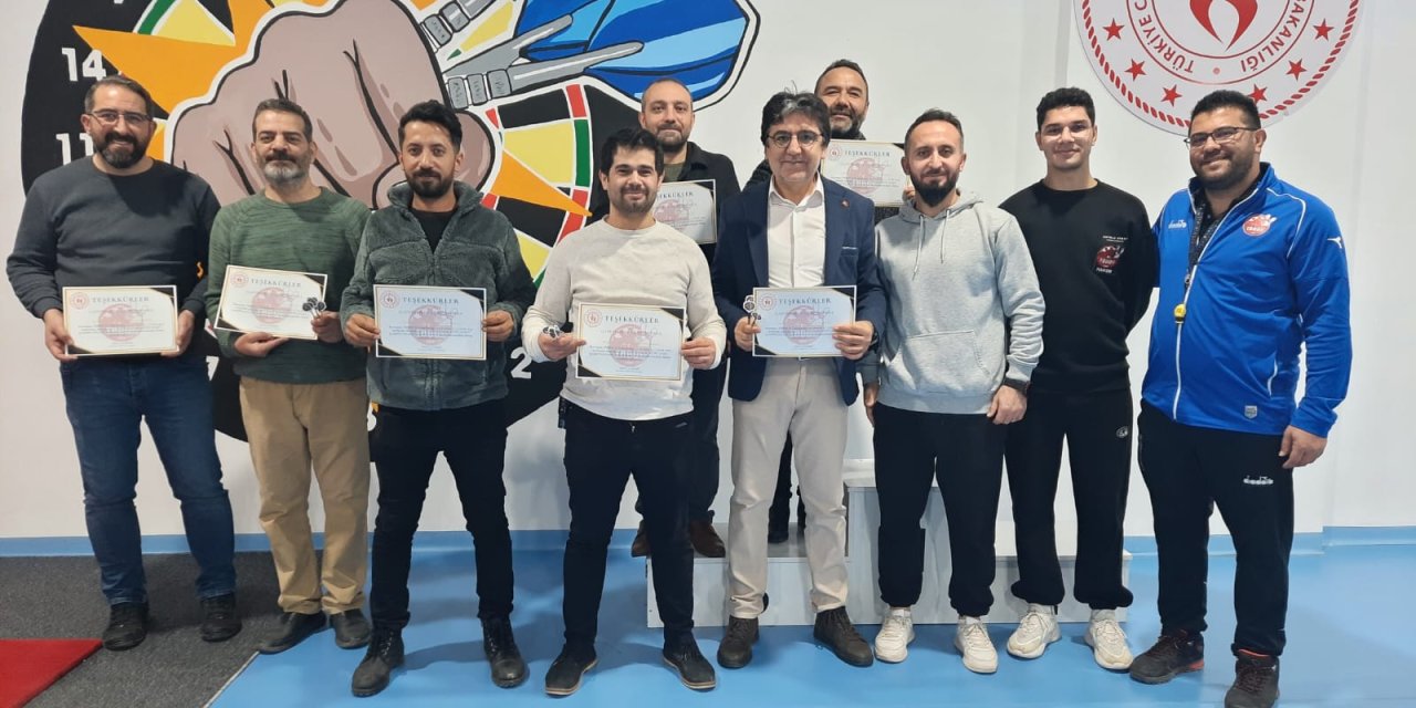 Karaman'da Dart Turnuvası Düzenlendi