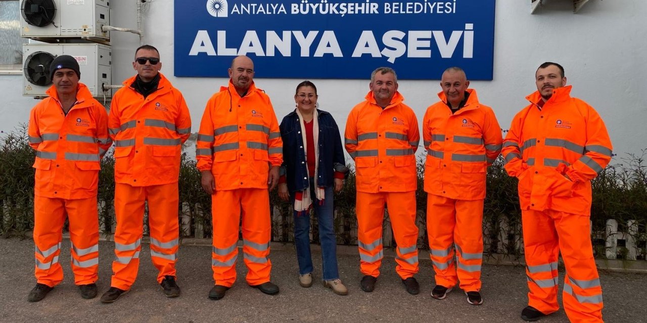 Alanya Aşevi İhtiyaç Sahiplerini Yalnız Bırakmadı