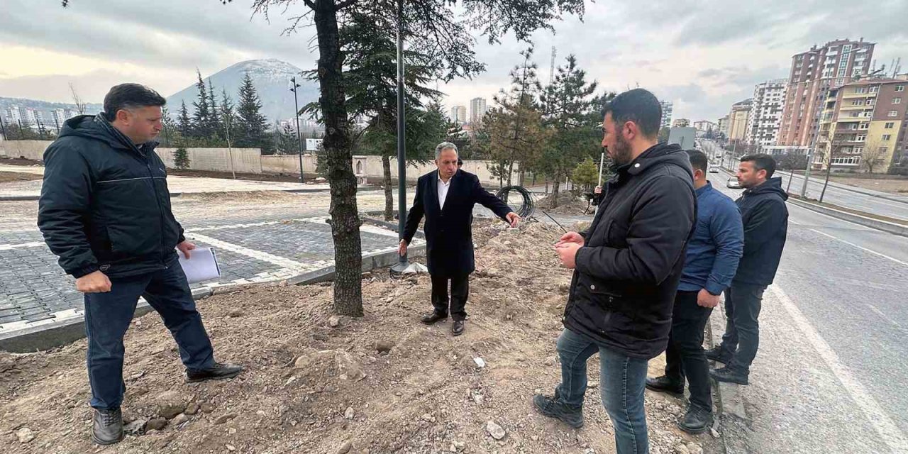 Talas Millet Bahçesi Kış Soğuk Demeden İlerliyor