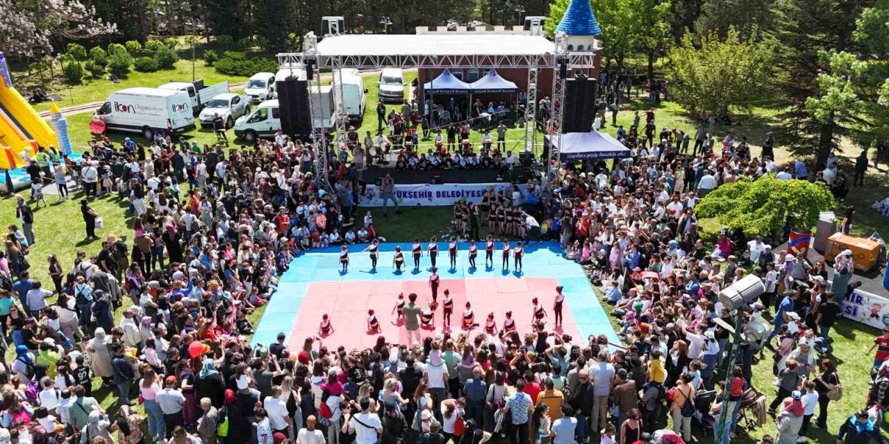 On Binlerce Çocuk Büyükşehir Belediyesi’nin Etkinliklerinde Buluştu