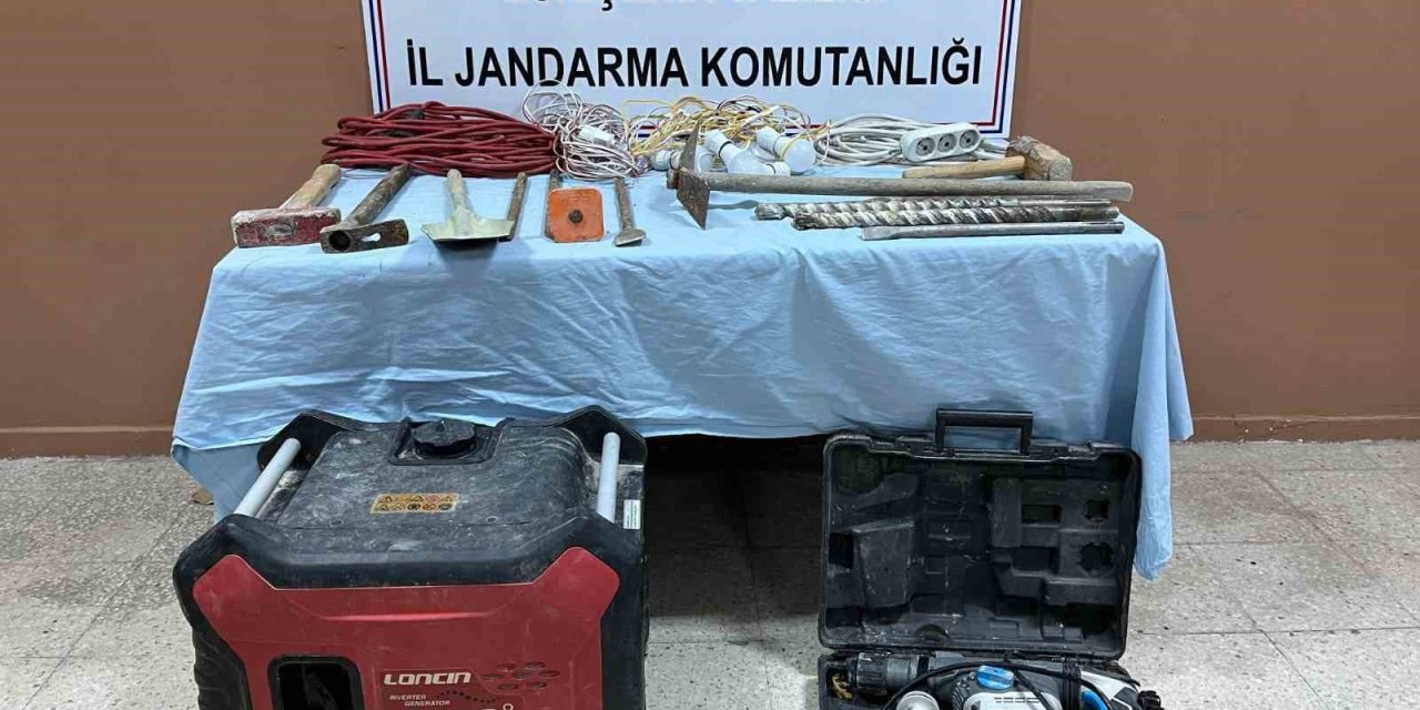 Eskişehir'de Sit Alanında Kaçak Kazı
