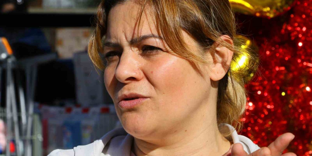 Çiğ Köfte Aldıktan Sonra Cüzdanını Düşürdü, Güvenlik Kamerasını İzleyince Şoke Oldu