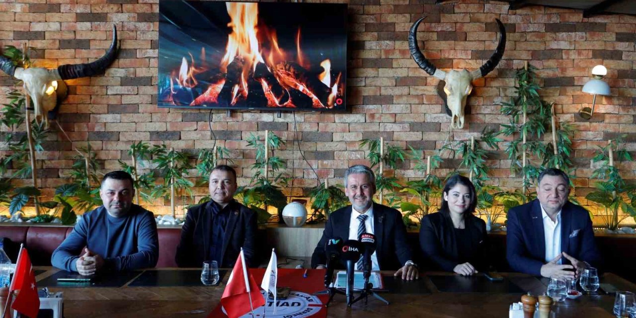 Antiad Başkanı Bilal Köleoğlu: “turistin Kent Merkezine Gelmesi İçin Bir Sebep Olması Lazım”