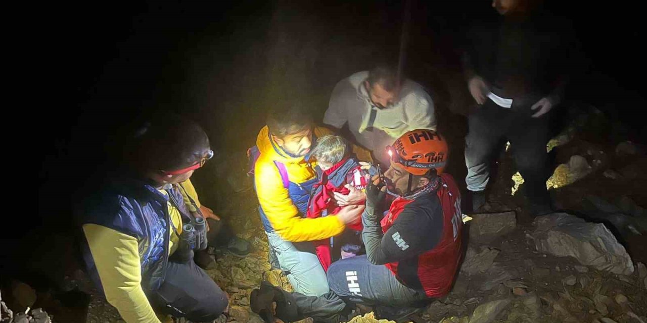 Kaybolduktan 8 Saat Sonra Bulunan 2 Yaşındaki Bebek Hastaneden Taburcu Edildi