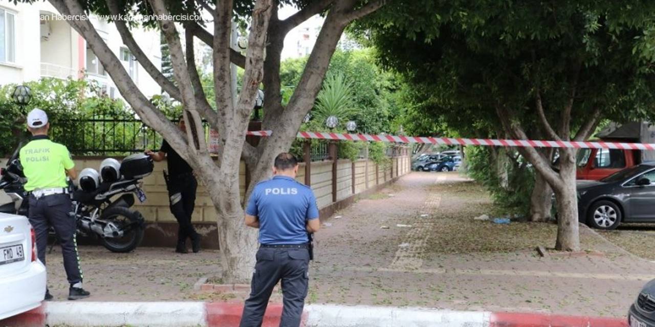 Antalya’da Şüpheli Çanta Paniği