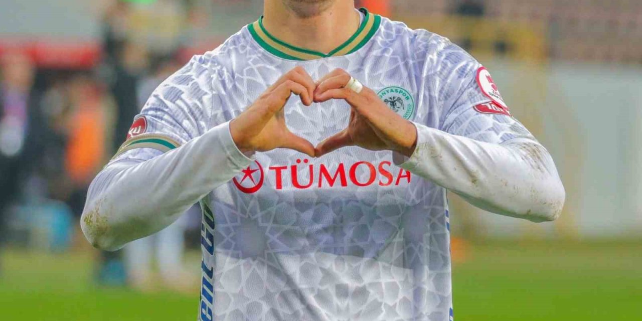 Kramer, Pembe Saçıyla Yükselişe Geçti