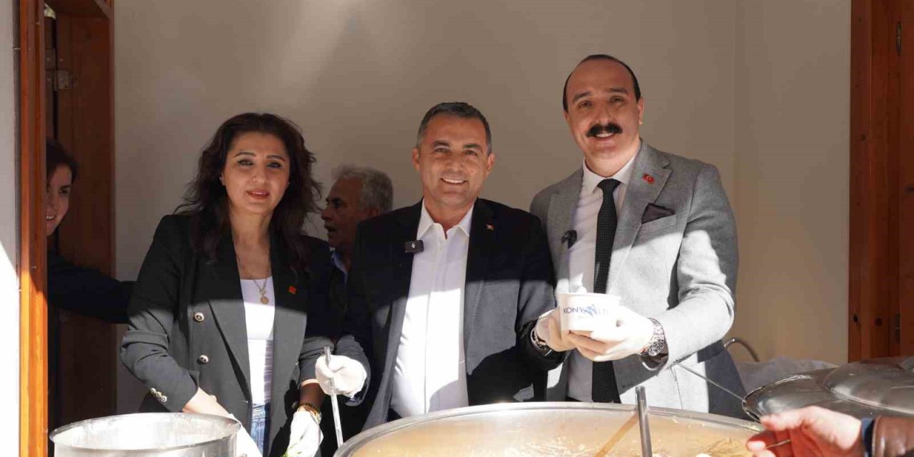 Çandır Fasulyesi Şenliği’nde Vatandaşlara Piyaz İkramı