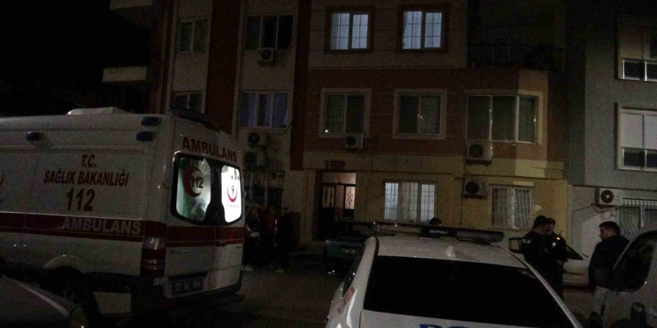 Whatsapp Grubundan Ulaşamayıp Yedek Anahtarla Eve Girince Acı Manzarayla Karşılaştılar