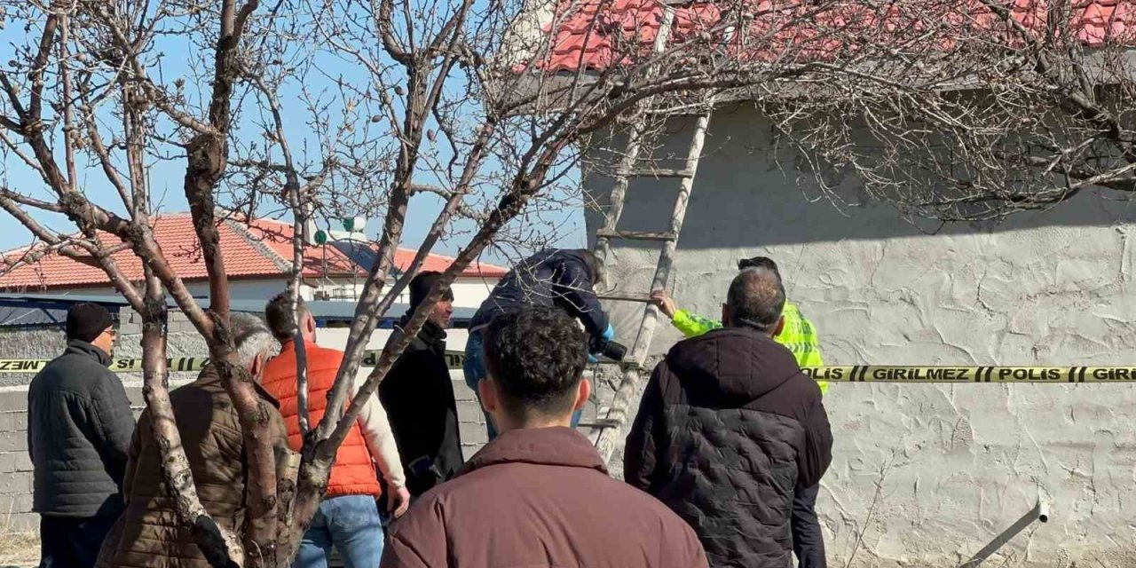 Yayla Evinde Çıkan Yangında Hayatını Kaybetti