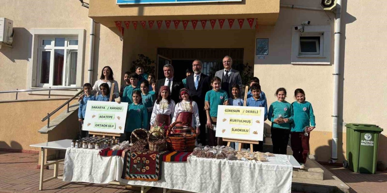 “üretiyorum Ve Paylaşıyorum” Projesiyle Gönüller Birleşti