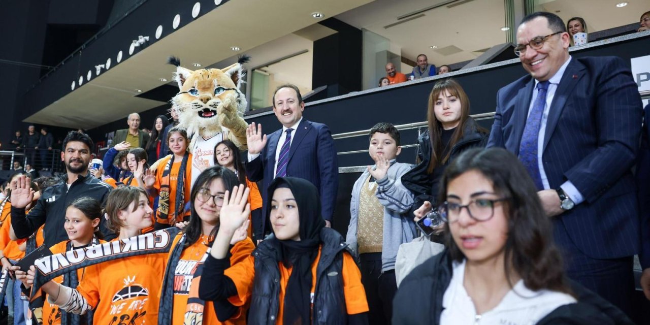 Mersin’de ’sporla Büyüyoruz’ Projesi Sürüyor